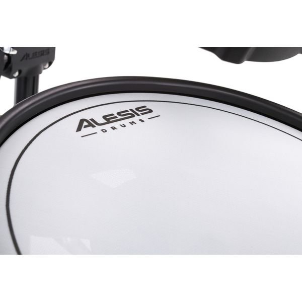 Alesis Strata Core, vue 12 (photo Thomann)