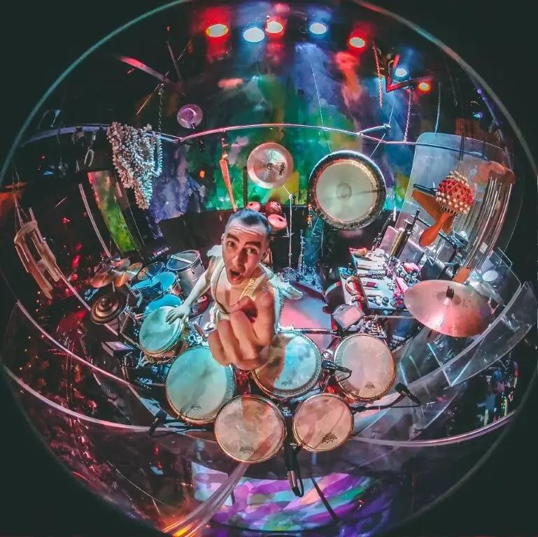 651f0111e761a2b4e108d550 worldpercussion 1