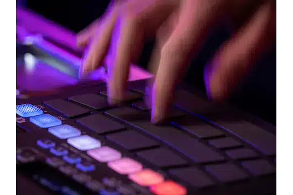 01 FGDP 50 Features Top3 02 tcm122 2158433