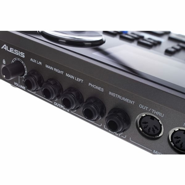 Alesis SR18, vue 7