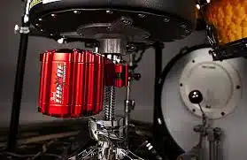 Pédale de batterie rouge brillante. Pearl THMP-1