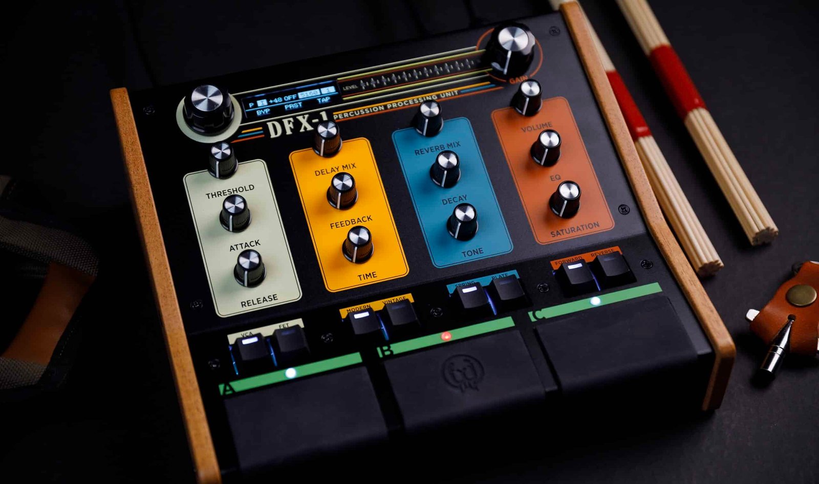 Pédale d'effets audio avec boutons Walrus Audio DFX-1