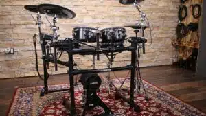 Batterie électronique sur un tapis Avis Yamaha DTX8K-M