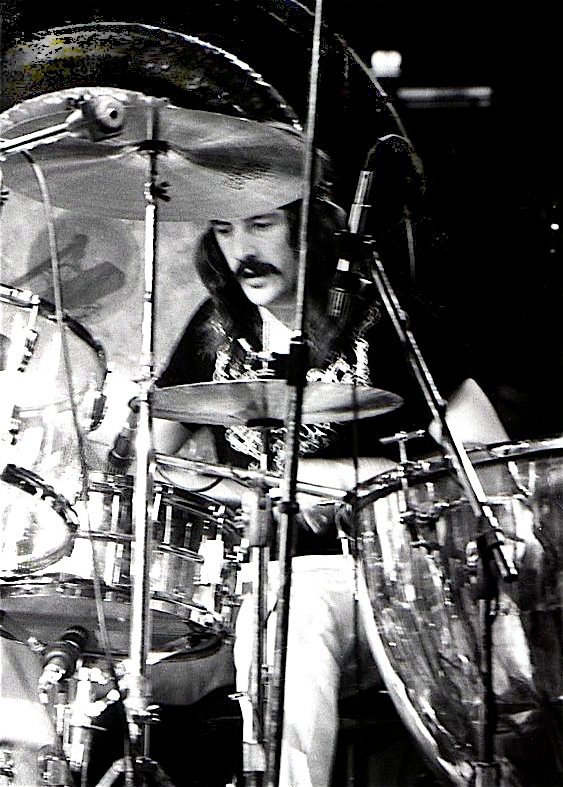 John Bonham, batteur de Led Zeppelin (1975)