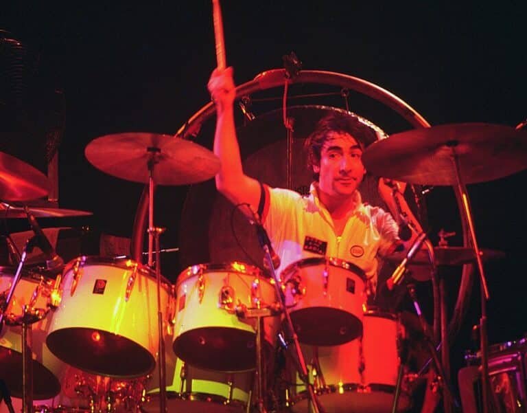 Keith Moon sur scène avec The Who en 1975