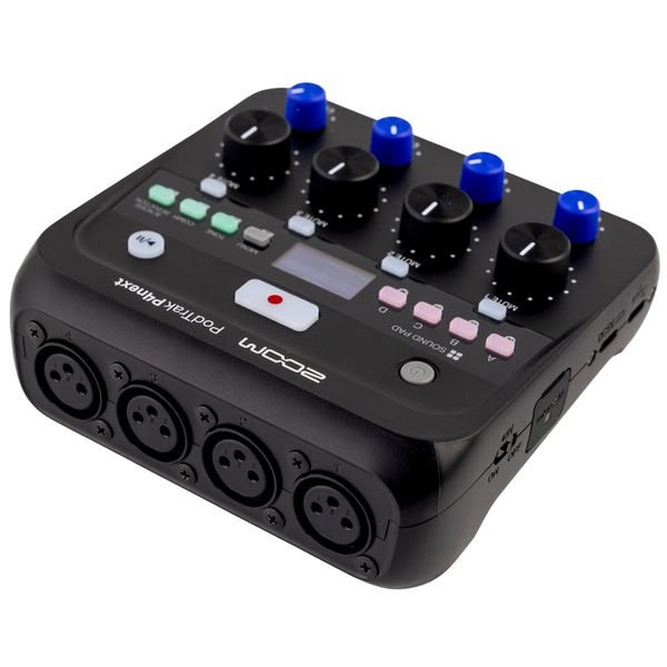 Enregistreur Zoom PodTrak P4next pour podcast