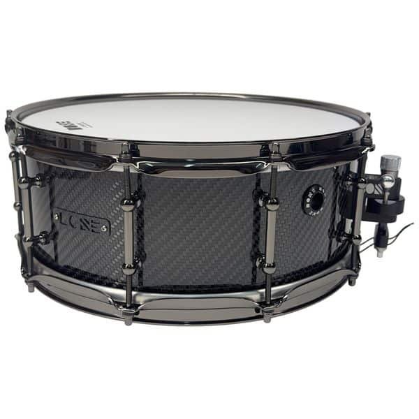 Vue d ensemble de la Bone Drums TRUE Carbon Twill avec son declencheur