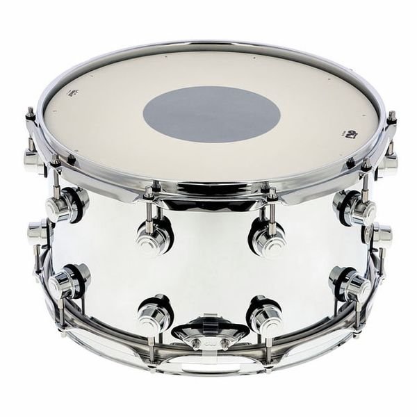 Vue trois quarts droite du fut acier chrome profond de la Performance Steel