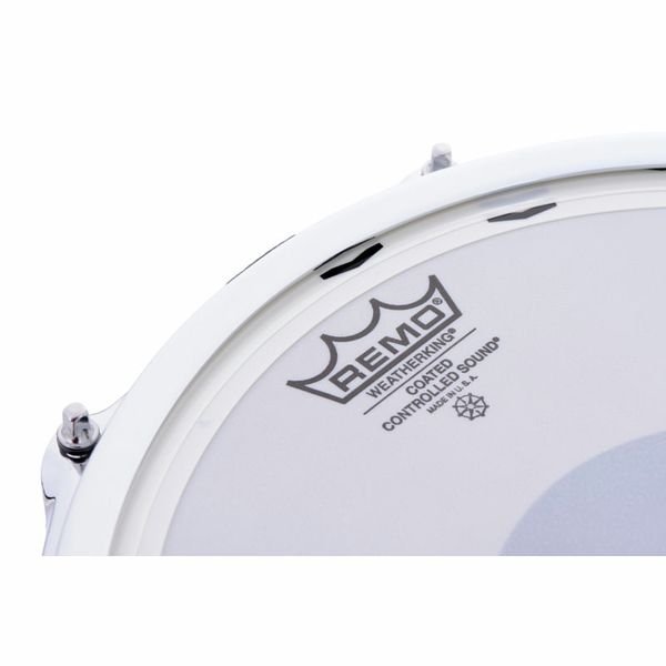 Gros plan de la peau Remo CS a dot de la Sonor Protean