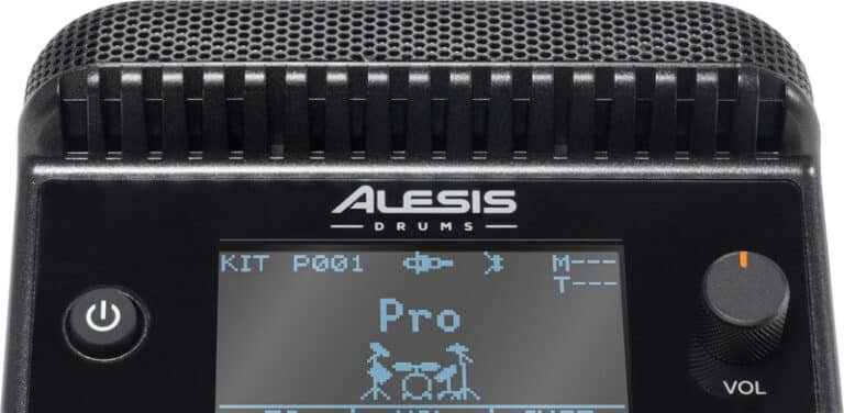 Grille du micro stéréo intégré de l’Alesis Kitstream au-dessus de l’écran