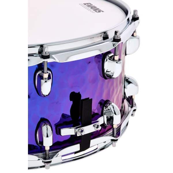 Vue de dessus de la Dixon Purple Titanium avec sa peau Evans