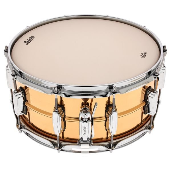 Vue de profil de la Ludwig Bronze Phonic et de ses dix tirants par cercle