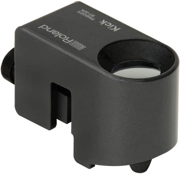 Trigger de grosse caisse Roland RT-30K vu de l'autre cÎté, avec l'encoche de fixation sur le cercle