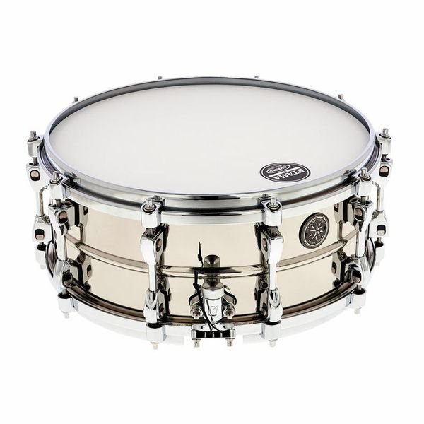 Vue de profil de la Tama Starphonic Brass et de ses cercles Grooved Hoop