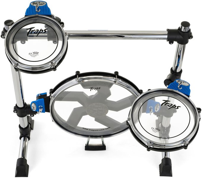 Kit Traps A300 avec ses deux toms à peaux Remo transparentes et sa grosse caisse sur pied