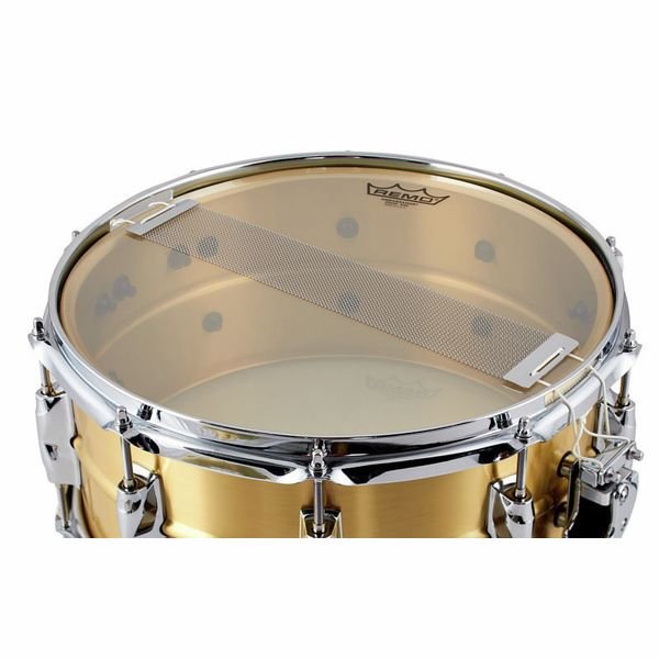 Vue de trois quarts de la Yamaha Recording Custom Brass